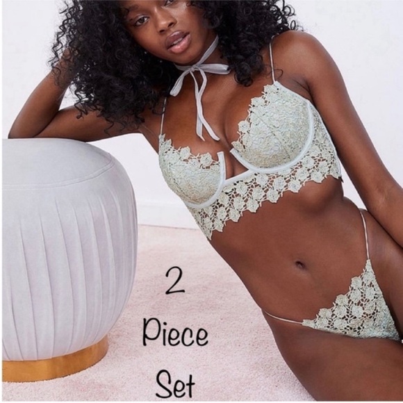 NWTFor Love & Lemons Twinkle Rose bustier & panty setSize MMint sage green